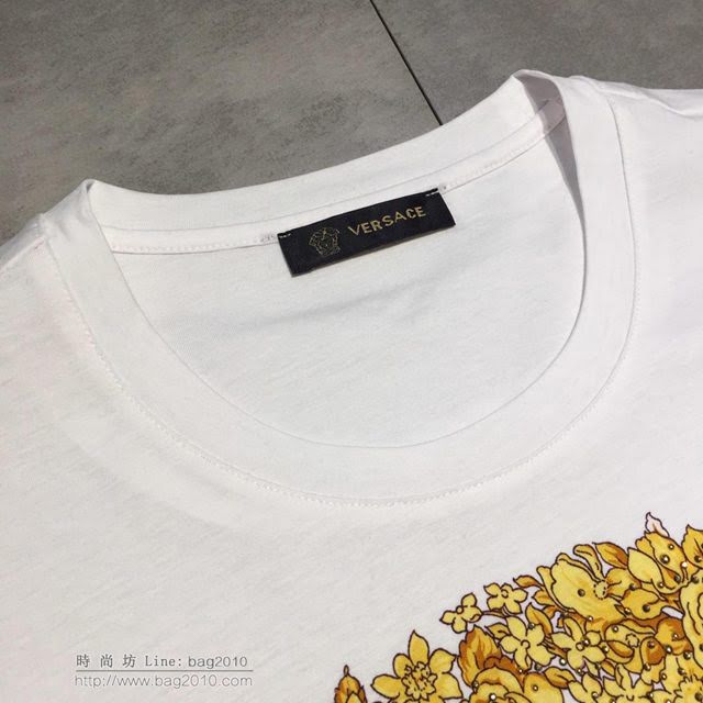 Versace短袖 19春夏新款 範思哲男士T恤 白色印花短袖  tzy1581